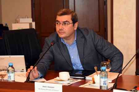Главный налоговик Армении разъяснил инициативу налогообложения денежных переводов физических лиц