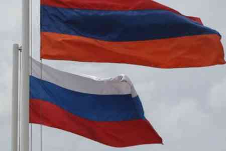 Министр экономического развития и инвестиций Армении обсудил с послом РФ вопросы армяно-российских связей