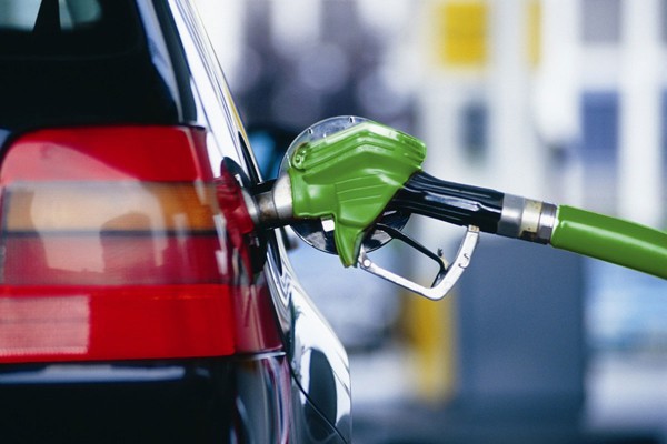 Buying gasoline - privilege of the rich or raising the base rate of  excise taxes on fuel will not lead to an increase in the costs of  citizens - the Armenian State Revenue Committee