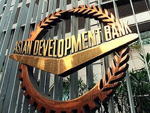 Давид Локян принял главу ереванского офиса Азиатского банка развития