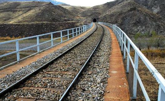 Глава Минтранса констатировал полное отсутствие подвижек в реализации программы строительства железной дороги "Иран-Армения"