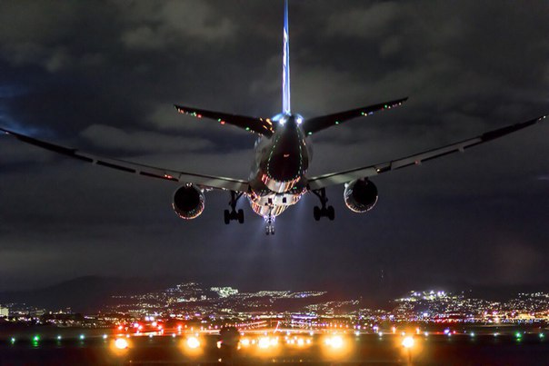 Авиакомпания "Armenia" с 13 июня начнет осуществлять регулярные рейсы из Еревана в Прагу