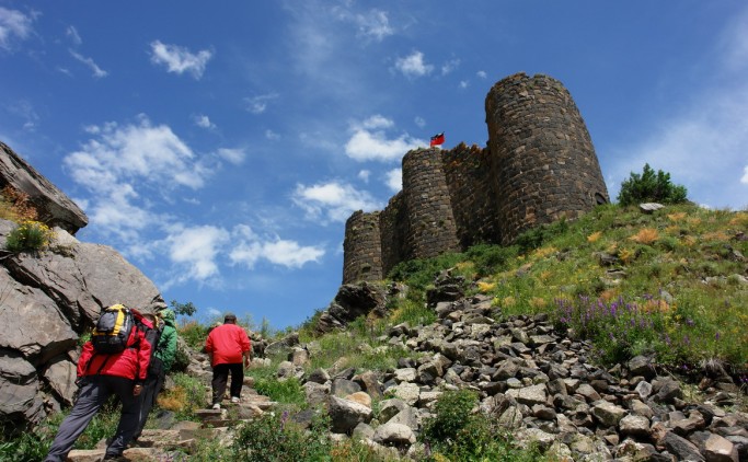 Госкомитет по туризму РА до 2020 года намерен удвоить приток туристов в Армению