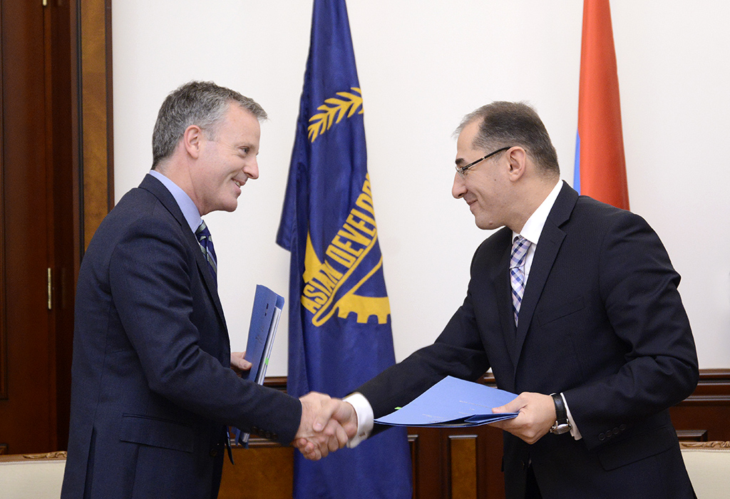 Armenia receives USD 50 mln ADB loan for the modernization of the road leading to  Georgian boarder