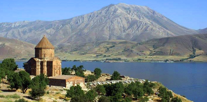 В Армении в ближайшие 3 года сфера въездного туризма будет освобождена от уплаты НДС