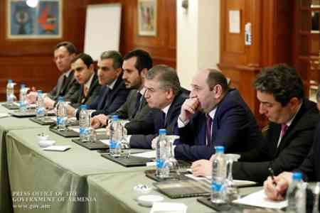 Карен Карапетян в Ливане обсудил возможности реализации инвестиционных проектов в Армении