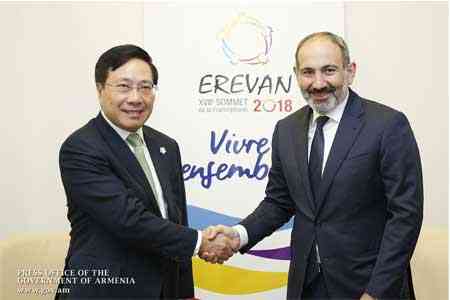 Armenian Prime Minister and Vietnamese Foreign Minister discussed  development of economic cooperation