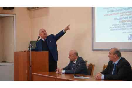 Expert: Armenian authorities and political forces have full consensus  on the republic`s membership in the EAEU