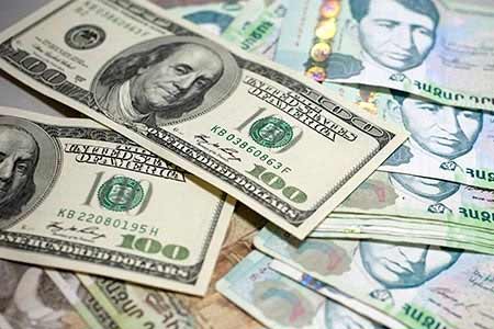 Эксперт: Со стабилизацией военно-политической ситуации валютный курс в Армении "успокоится"