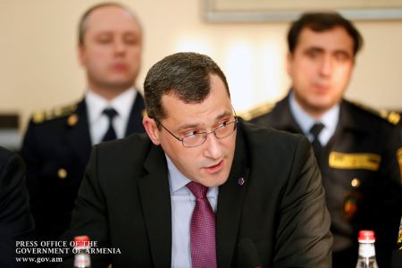 Чиновник: Средства внебюджетных фондов ведомств Армении будут ограничены