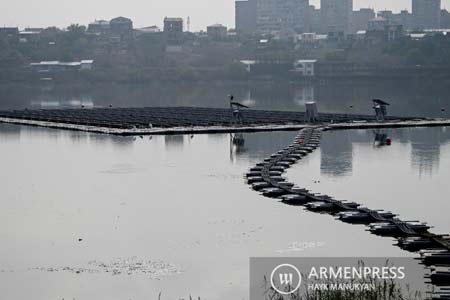 Երևանյան լճի վրա լողացող արևային ֆոտովոլտային կայան են բացել