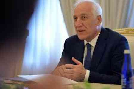 Ваагн Хачатурян с представителями страховых компаний обсудил внедрение всеобщего медстрахования