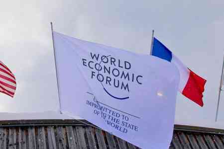 DW: Повестку ВЭФ формируют Трамп и ИИ