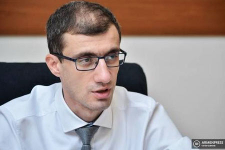 За последние 8 лет расходы на обслуживание госдолга Армении выросли на 2,5%. На эти деньги могли бы увеличить минимальную пенсию с 36 тыс до 60 тыс драмов: Месроп Аракелян