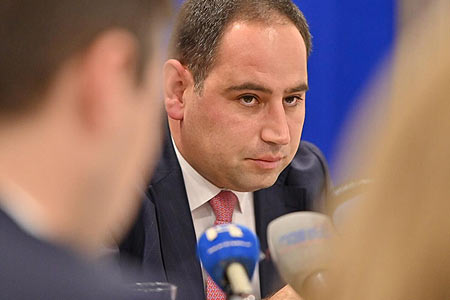 Министр: Строительство автомобильной дороги Каджаран- Агарак идет в соответствии  с графиком и с высоким качеством