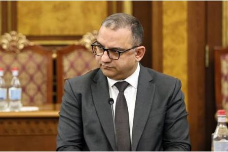 Вице-премьер РА обсудил с делегацией ЕБРР модернизацию дорожной и водной инфраструктур